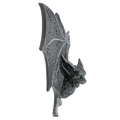 Design Toscano The Vampire Bats Of Castle Barbarosa Wall Sculptures: Set Of 2 - Image 3