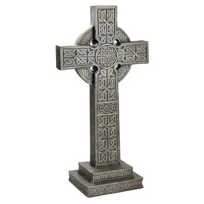 Design Toscano Bannockburn Celtic Cross Sculpture